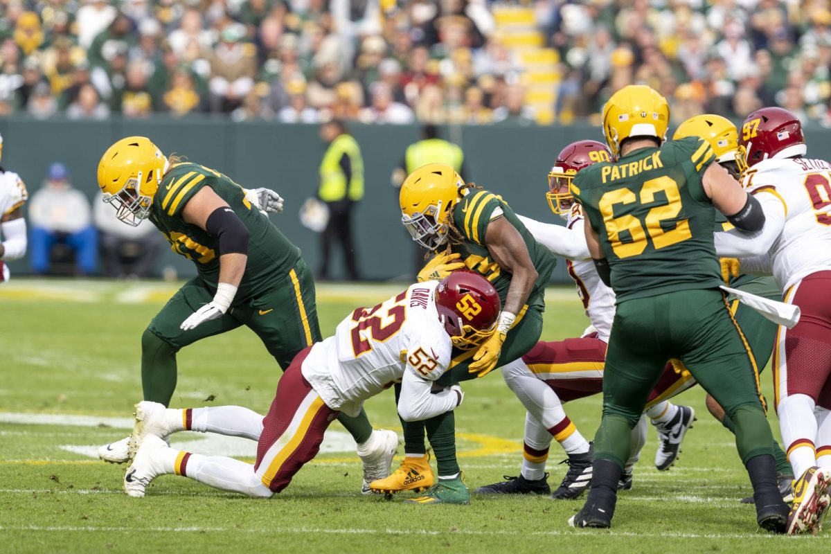 NFL_2021_-_Week_7_-_Washington_vs._Packers_249_(51631648551)